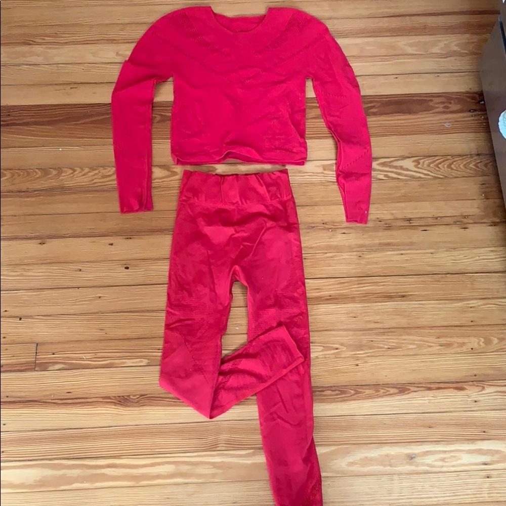 Fabletics Scultpknit Set